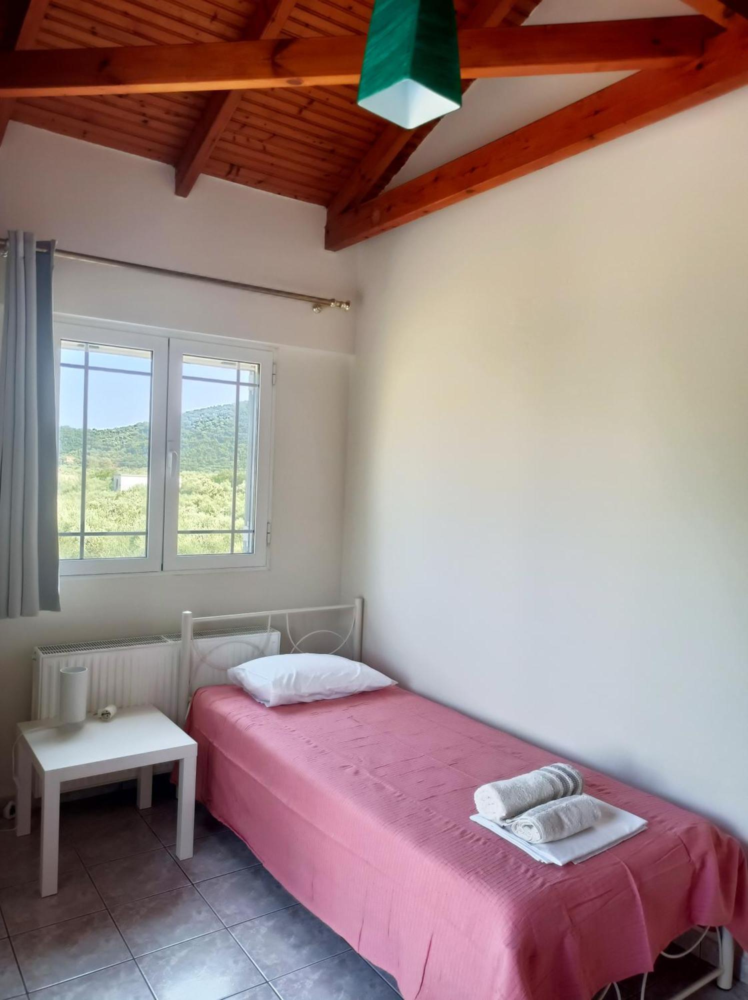 Zoi'S Hοuse.Vacation Home In Mani Near Vathi Beach Vathí Exterior foto